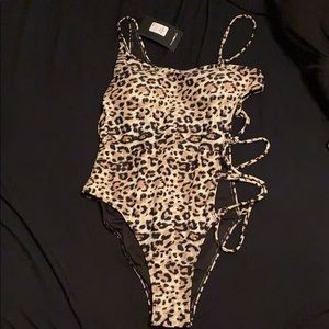 Fashion nova swim suit